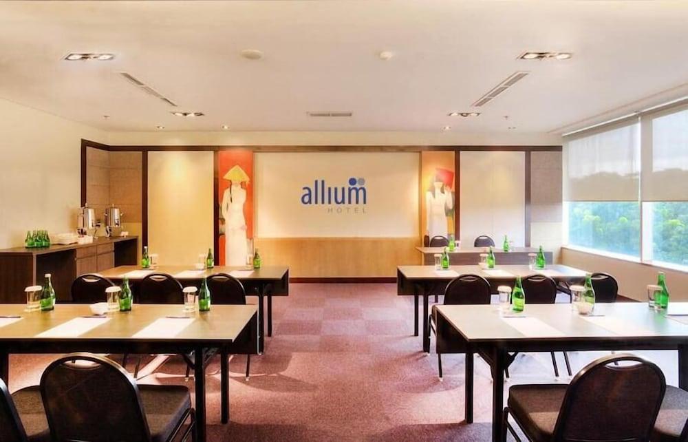 D'Primahotel Tangerang Extérieur photo