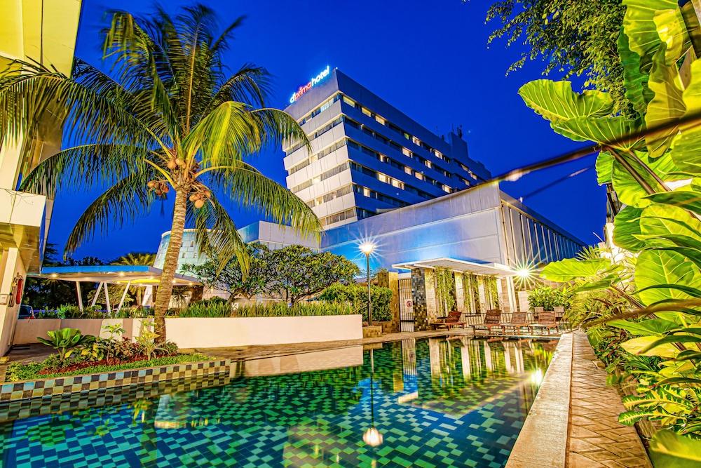 D'Primahotel Tangerang Extérieur photo