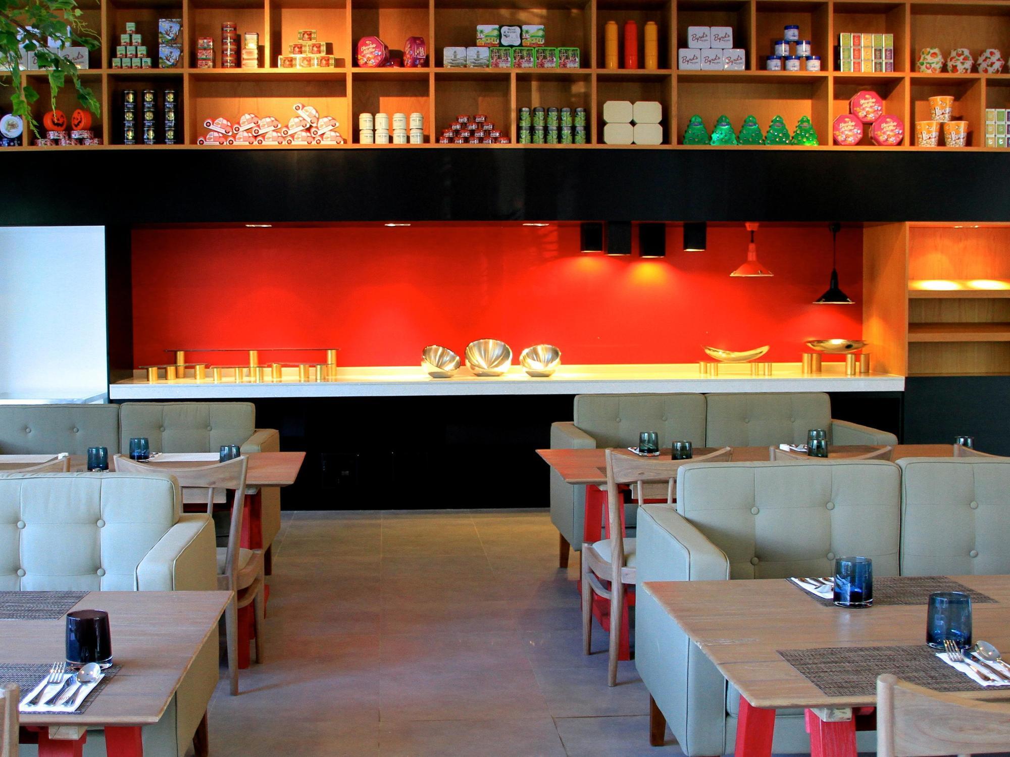 D'Primahotel Tangerang Extérieur photo