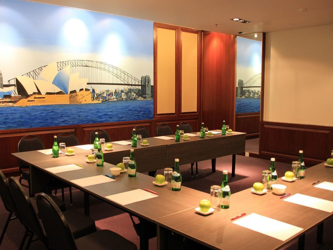 D'Primahotel Tangerang Extérieur photo